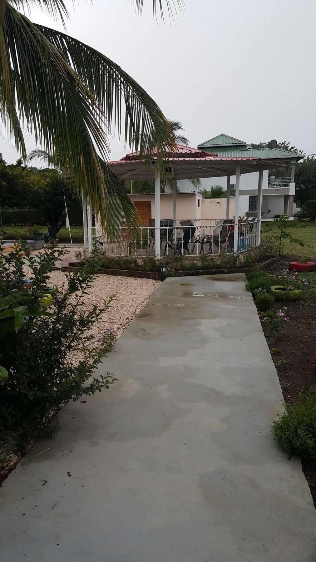 Hotel La Arena Liberia Exteriör bild